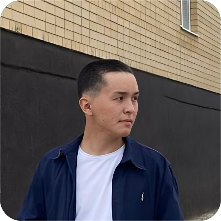 Aqzhol Esmuhan